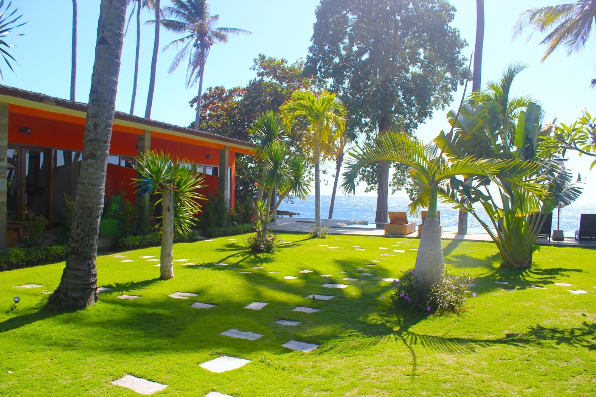 Pebble & Fins Bali Dive Resort Tulamben Extérieur photo