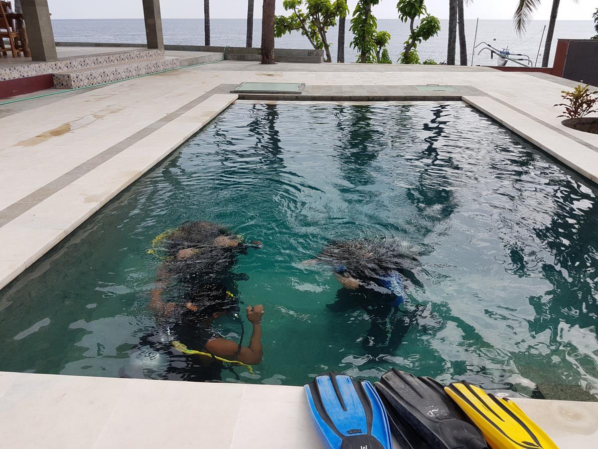 Pebble & Fins Bali Dive Resort Tulamben Extérieur photo